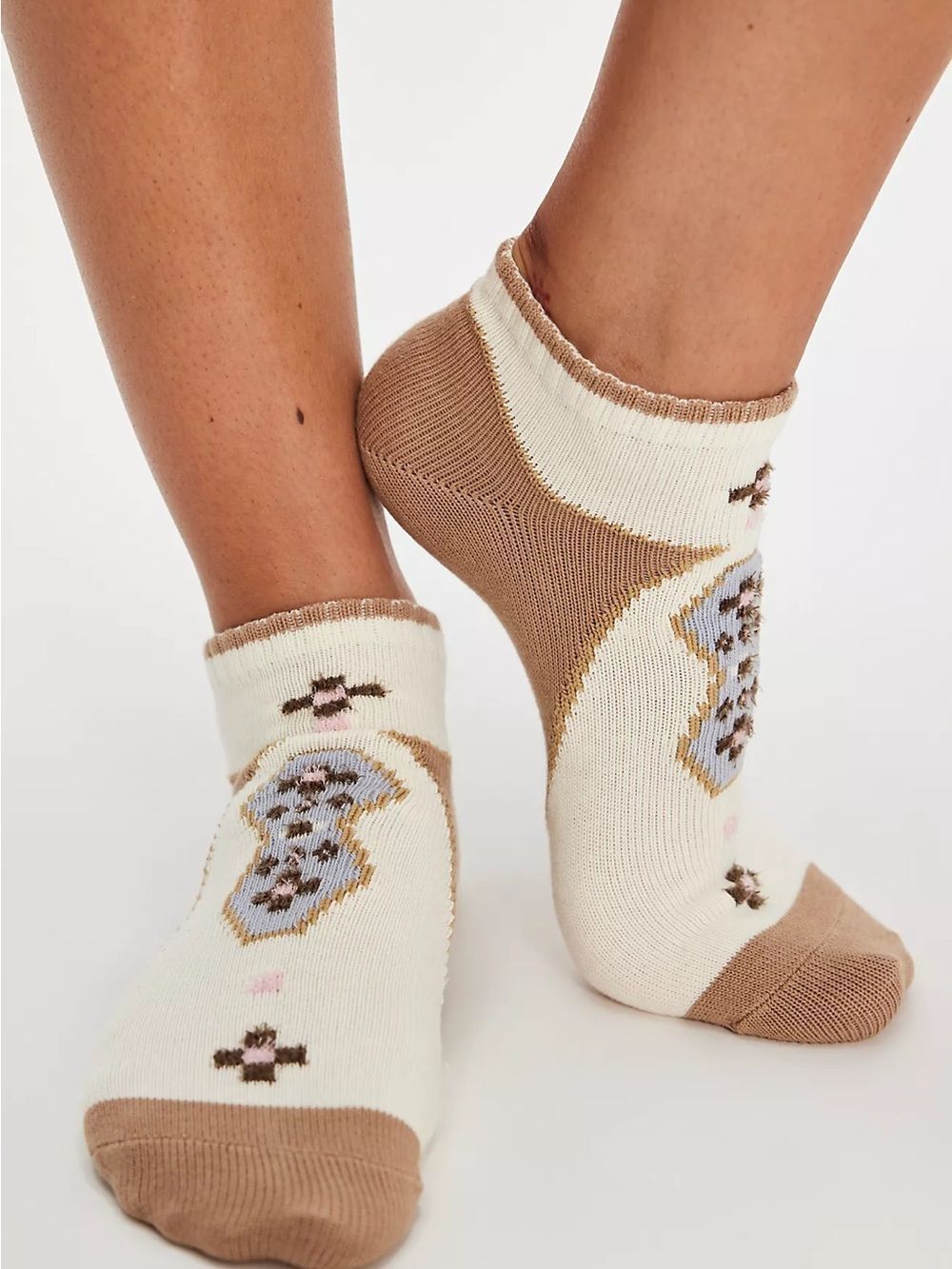 New Free People Super Short Raggedy Ankle Socks